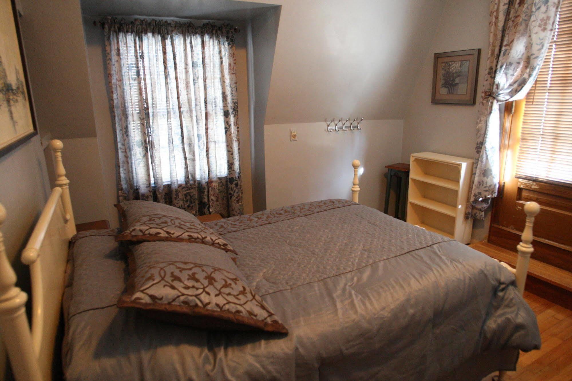 Christmas House Bed & Breakfast Racine Zewnętrze zdjęcie